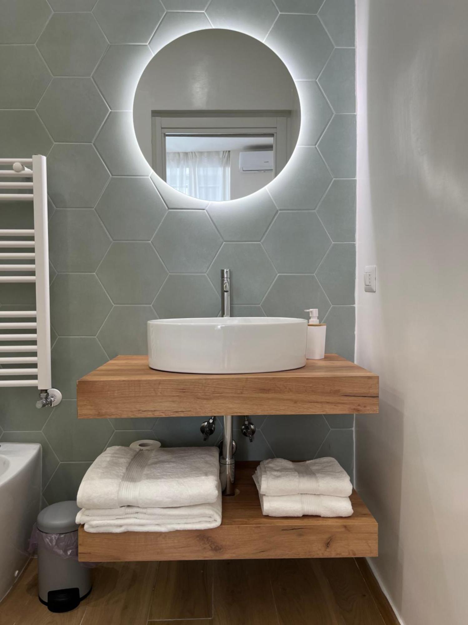 La Maison Appartement - A 200M Dal Porto Civitavecchia Bagian luar foto